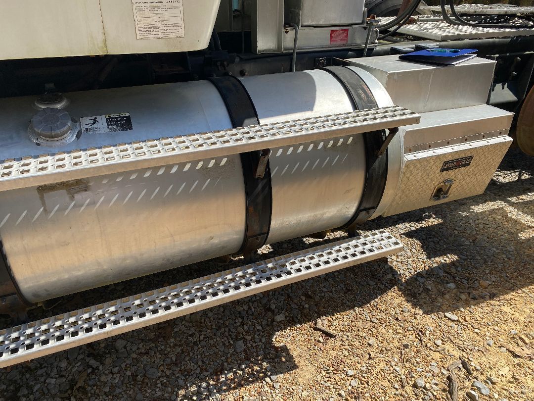 2000 VOLVO ACL - Image 16